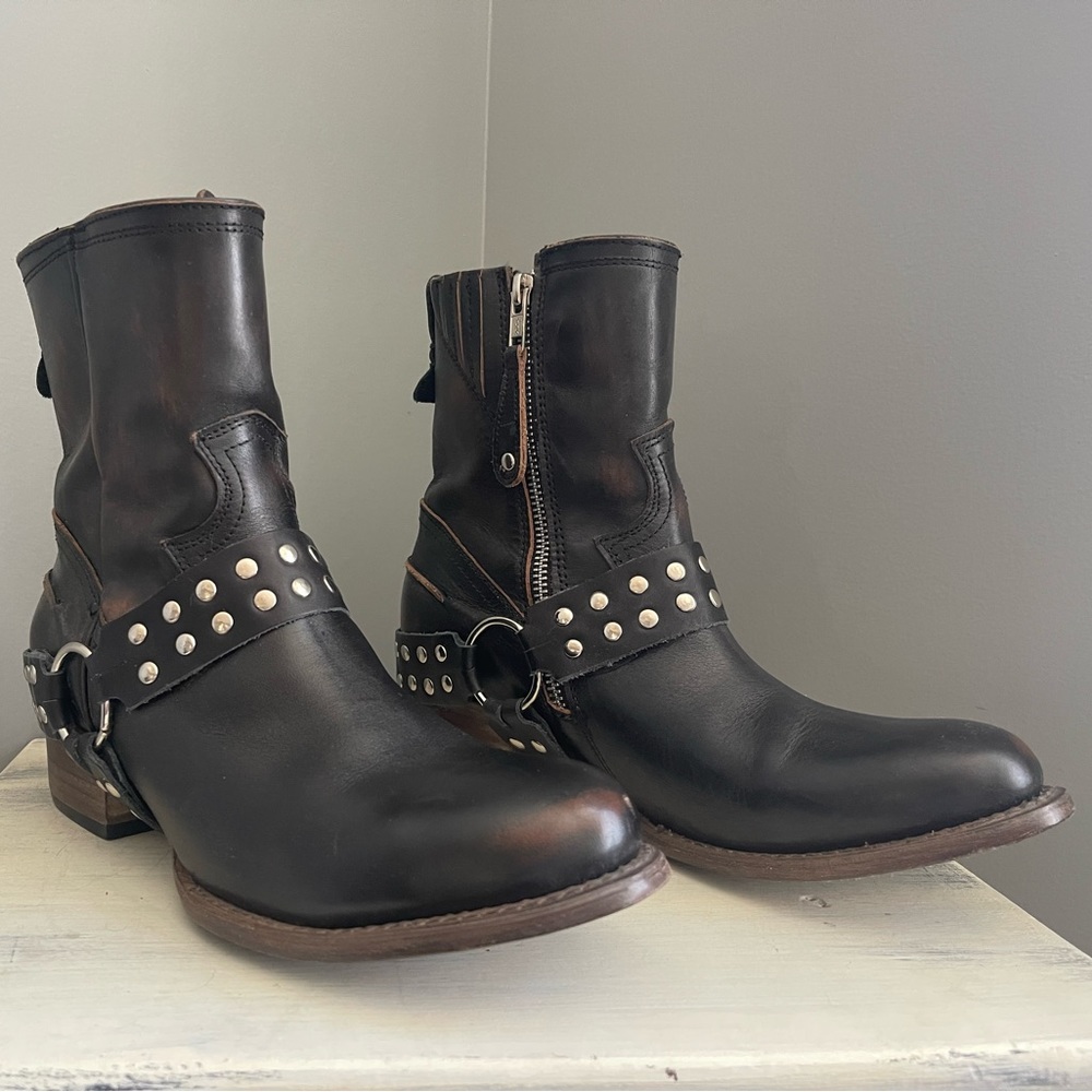 Ramone - black Freebird by Steven boots. Excellent condition!